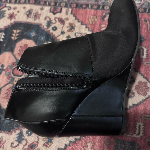 Bootie - Picture 4 of 8